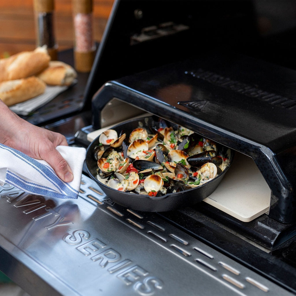 1150 Gravity Fed Charcoal BBQ Grill and Smoker