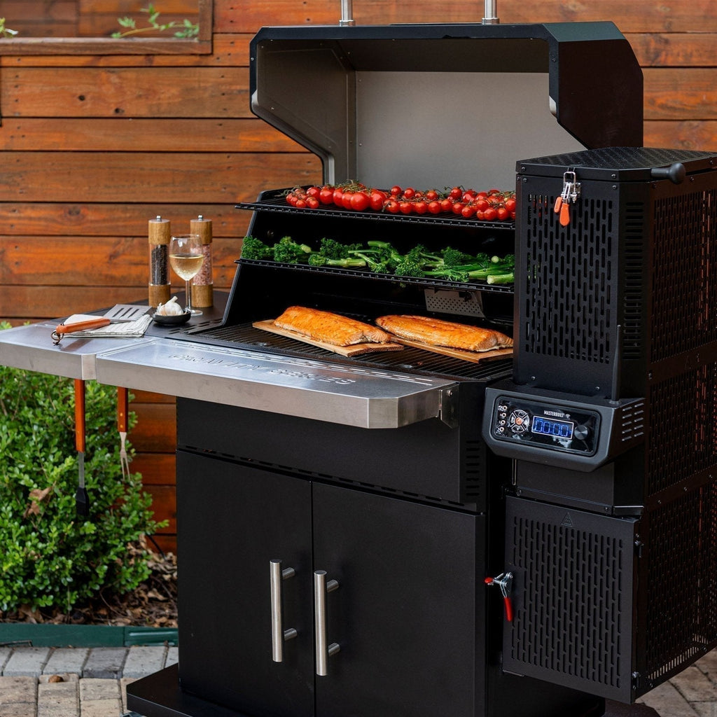 Gravity Series 1150 BBQ & Smoker Starter Pack